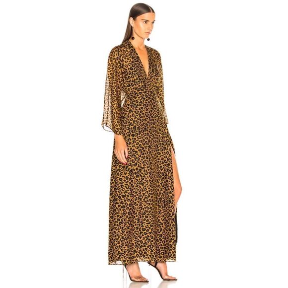 Michelle Mason 100% silk Long sleeve Plunge Gown - Picture 2 of 14